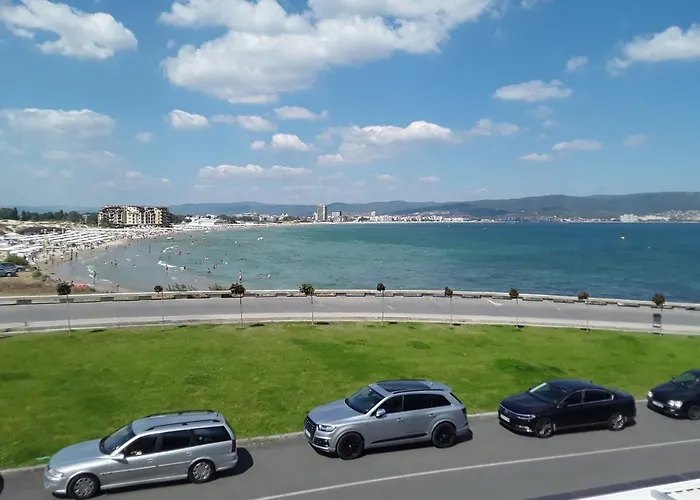 아파트 Paradiso 'в' 310 Private 네세부르