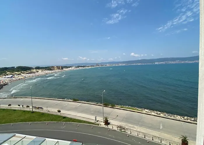 Paradiso 'в' 310 Private Apartment Nesebar